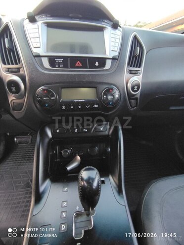 Hyundai ix35-14