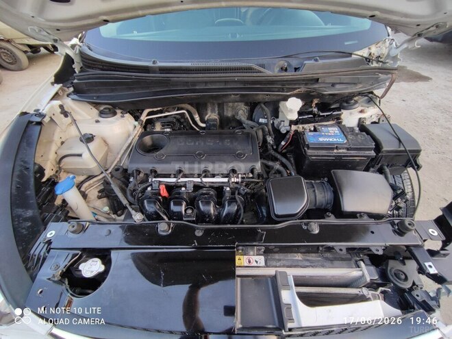 Hyundai ix35-16