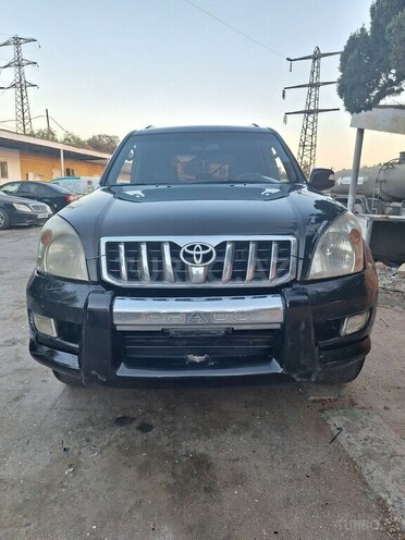 Toyota Land Cruiser Prado-1