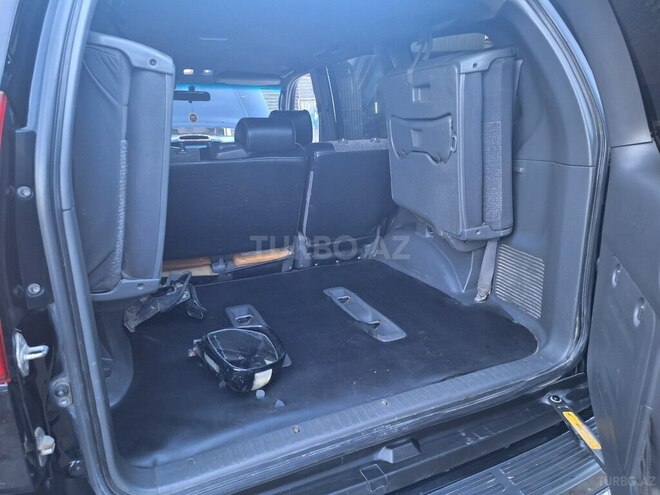 Toyota Land Cruiser Prado-12