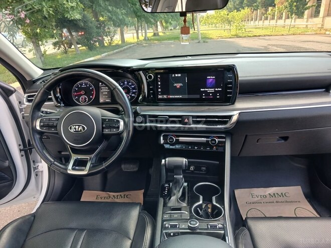 Kia K5-13