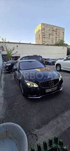 Mercedes E 250-3