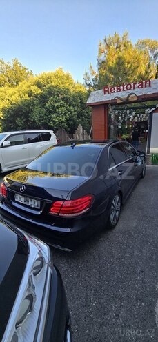 Mercedes E 250-7