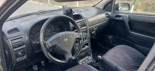 Opel Astra-14