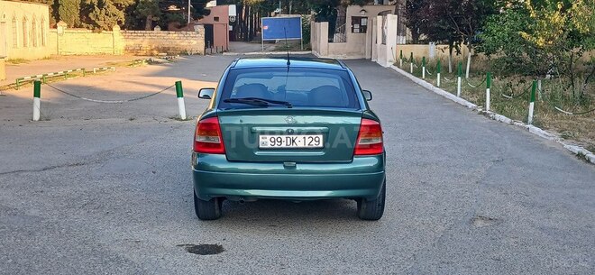 Opel Astra-10