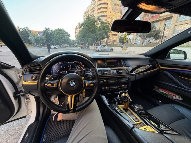 BMW 528-12