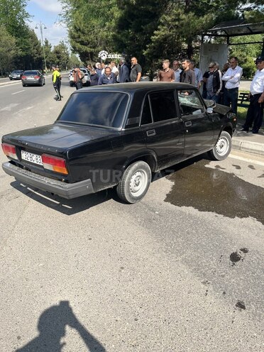 LADA (VAZ) 2107-2