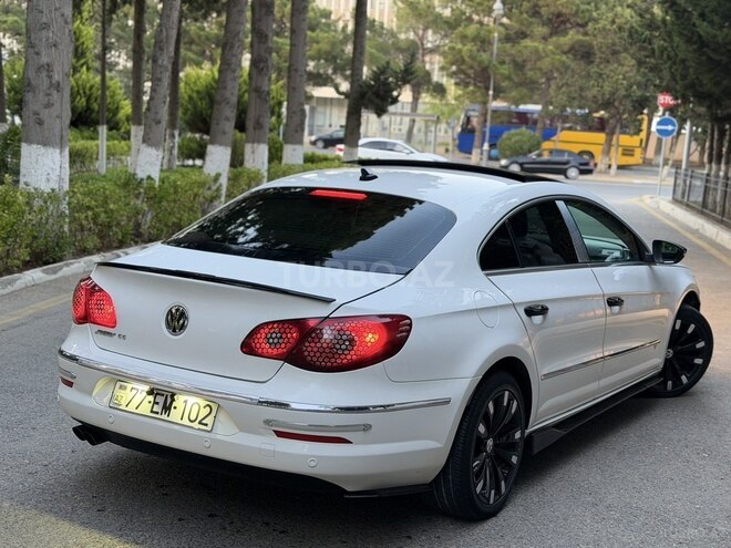Volkswagen Passat CC-13
