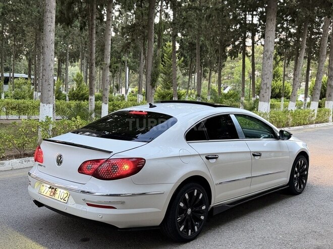 Volkswagen Passat CC-10