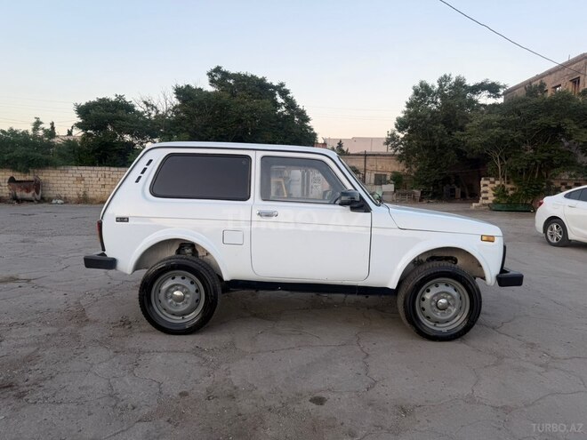 LADA (VAZ) Niva-3
