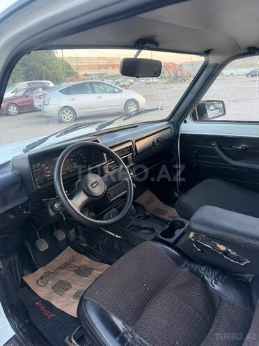 LADA (VAZ) Niva-6