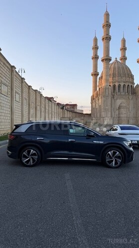 Volkswagen ID.6 Crozz-6