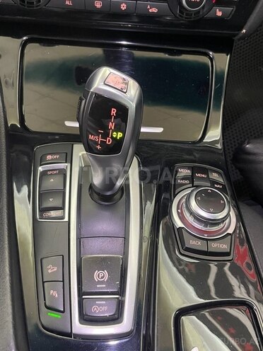 BMW 528-21