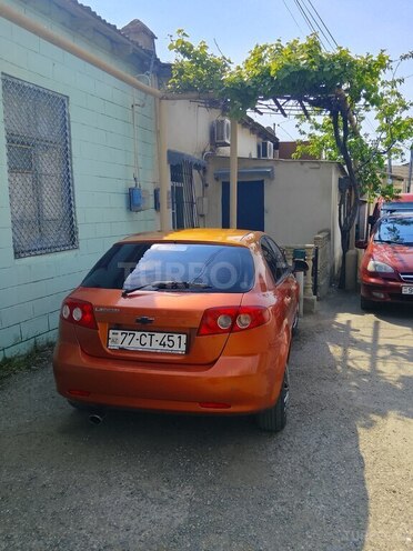 Chevrolet Lacetti-2