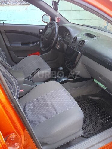 Chevrolet Lacetti-5