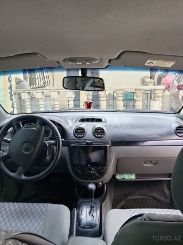 Chevrolet Lacetti-4
