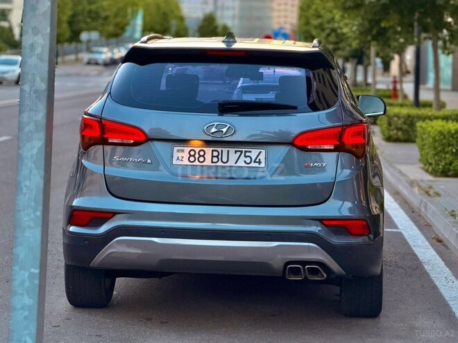 Hyundai Santa Fe-5
