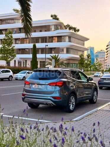 Hyundai Santa Fe-4