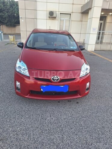 Toyota Prius-2