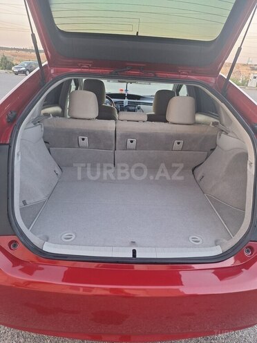 Toyota Prius-7