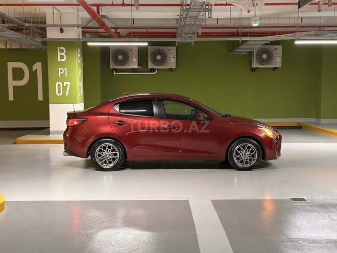 Toyota Yaris iA-3