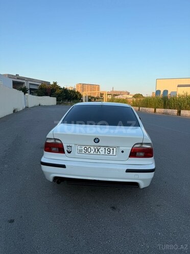 BMW 520-2