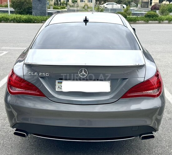 Mercedes CLA 250-10