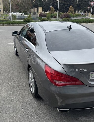 Mercedes CLA 250-12