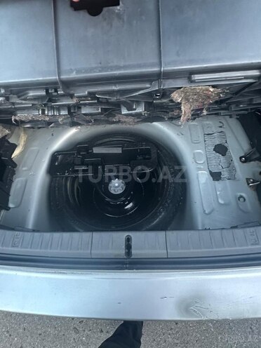 Toyota Prius-7