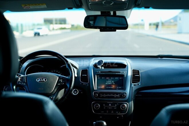 Kia Sorento-10