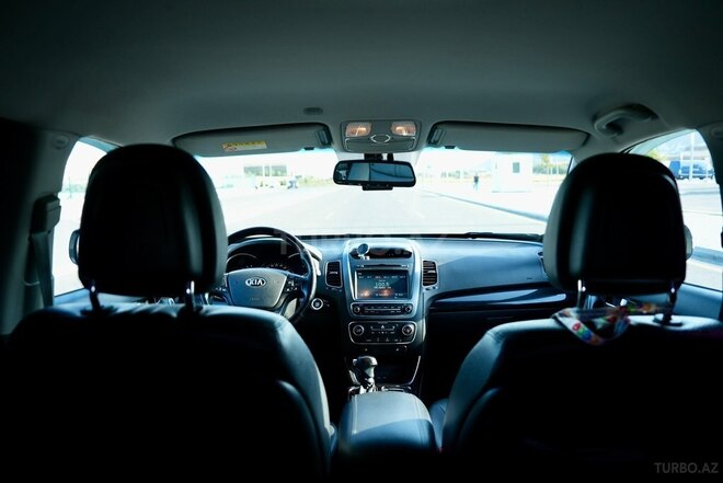 Kia Sorento-7