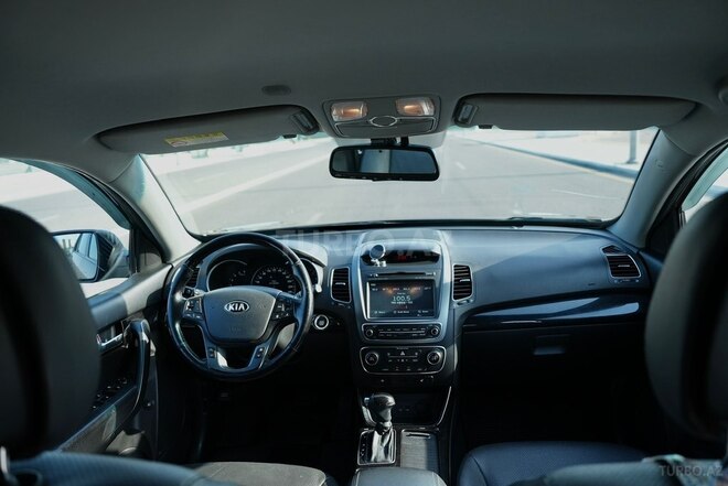 Kia Sorento-4