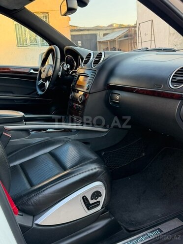 Mercedes ML 63 AMG-16