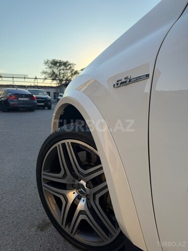 Mercedes ML 63 AMG-8