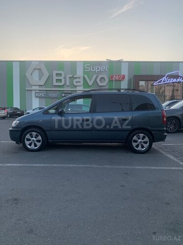 Opel Zafira-6