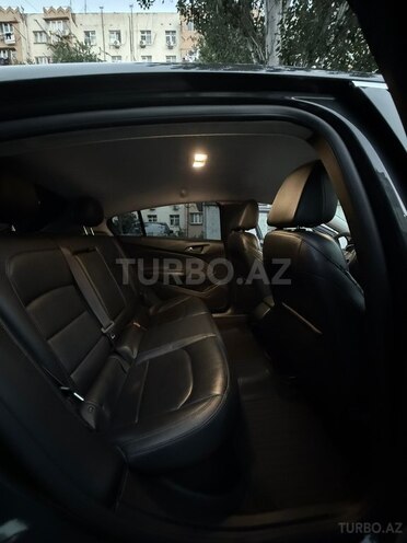 Chevrolet Cruze-8