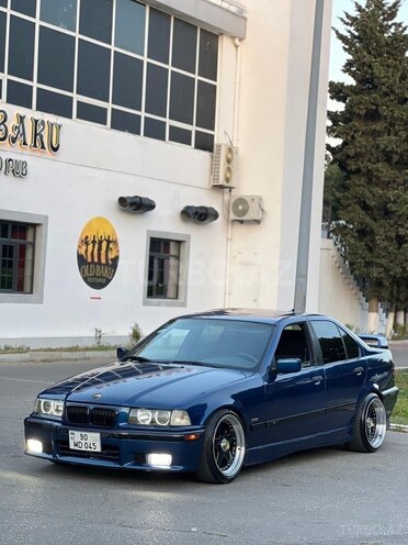 BMW 320-5