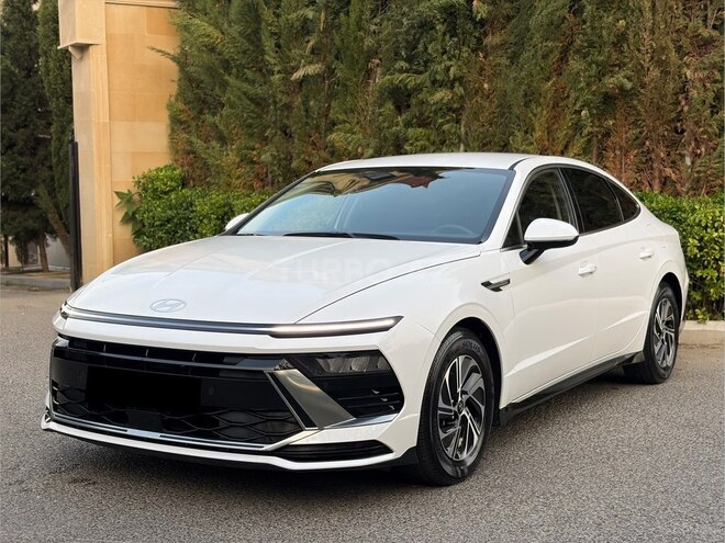 Hyundai Sonata-3