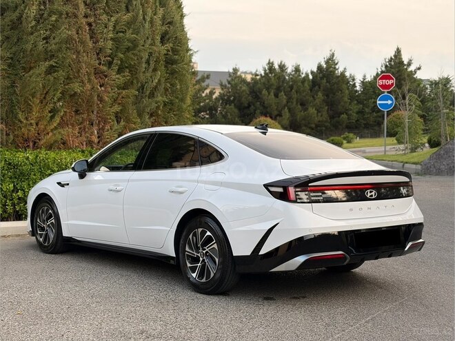 Hyundai Sonata-7