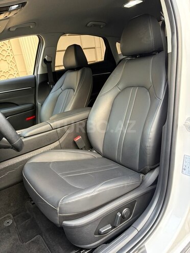 Hyundai Sonata-11