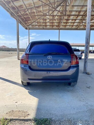 Toyota Corolla-4