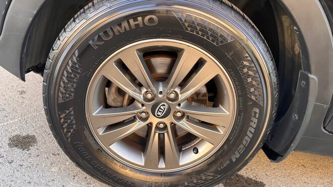 Kia Sportage-12