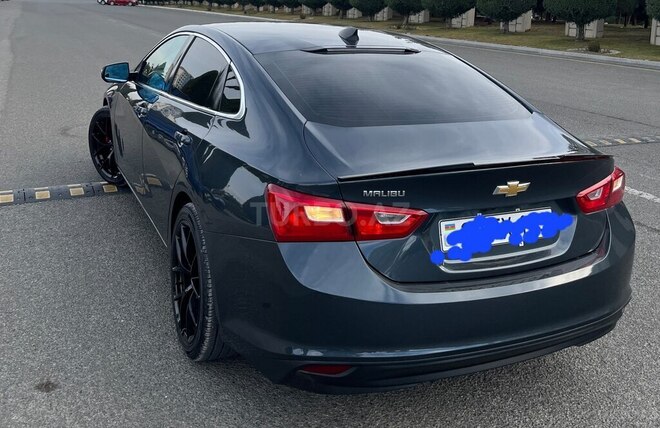 Chevrolet Malibu-8