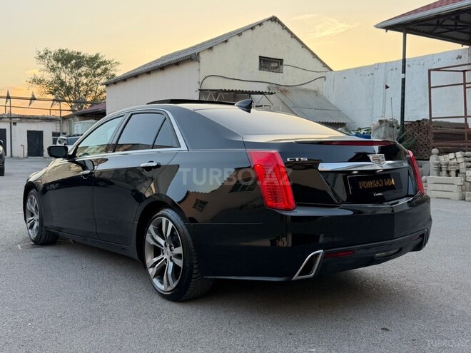 Cadillac CTS-6