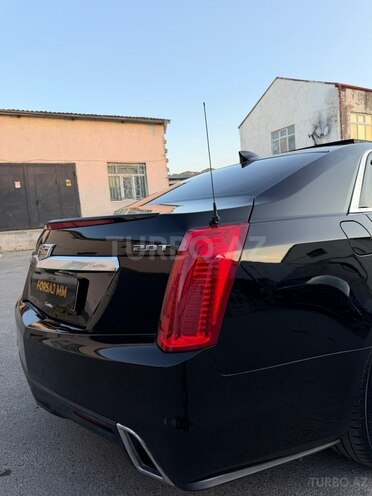 Cadillac CTS-10