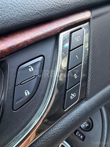 Cadillac CTS-14