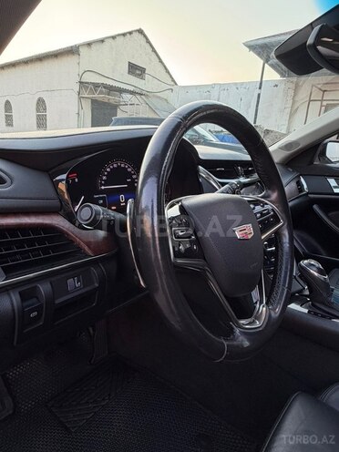 Cadillac CTS-15