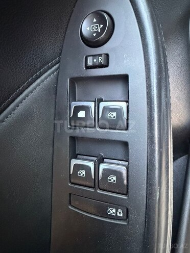 Cadillac CTS-16