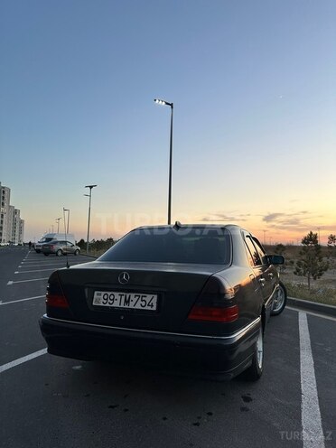 Mercedes C 180-5