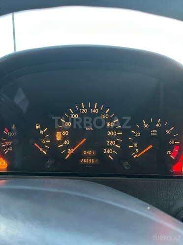 Mercedes C 180-9